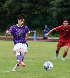 【高校サッカー】藤枝東　FW増田瑛斗「良いボールを蹴ってくれた」公式戦初のハットトリック