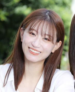 「胸元少しドキドキ」元NMB48上西怜ピンク＆白コーデ「ハイジのようなかわいさ」「お姫様」