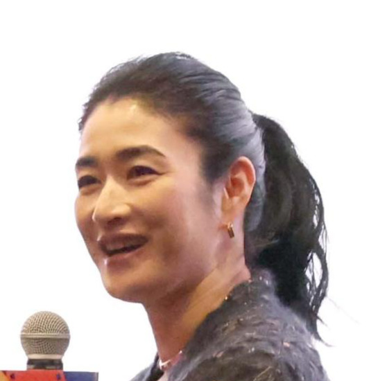 小雪、夫松山ケンイチを語る「旦那生きづらそう」「今ケチですね」「価値観全く違う」