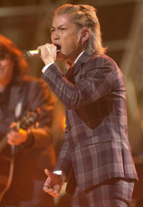 人気絶頂で解散した元19の岡平健治、吉本興業との専属エージェント契約を発表