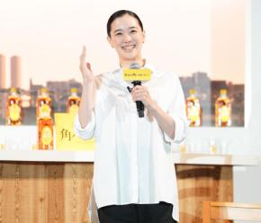 蒼井優がサントリーウイスキー「角瓶」４代目店主　10年ぶりテレビCM刷新「身が引き締まる」
