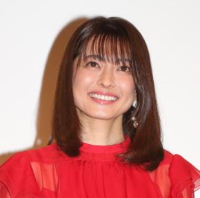 44歳元グラドル、最新全身写真 圧巻ボディに「可愛い」「素敵」絶賛相次ぐ 夫は人気芸人