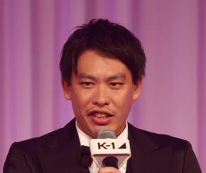 箕輪厚介氏「いろんな人を不快に…反省してます」有料謝罪会見で「殺害予告」明かし土下座披露も