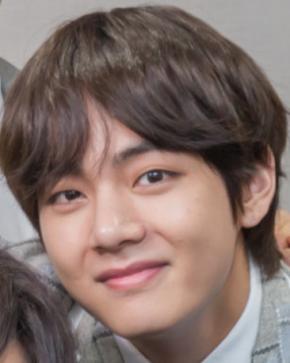 【韓流】BTSのV、ぬれた髪で筋肉ムキムキの上腕を披露 24キロ増量中