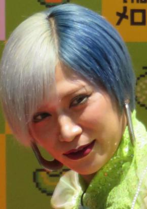 「徳川家の末裔」ギャル芸人、水着姿が大反響「今の方が若い」「履いてますよ」「健康的で素敵」