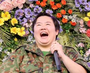 やす子の術後一夜明け“パンパン”写真が53歳芸人に激似「お大事に」「ビックリ」「大丈夫？」