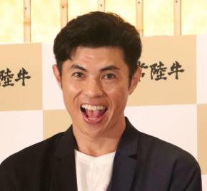 小島よしお私見 続投表明の伊東市長は「視野が狭くなっちゃってるんじゃないかな」