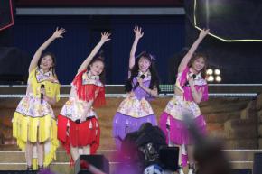 ももクロ、横浜スタジアムで3年ぶり風物詩ライブ「とってもすてきな夏の思い出」百田夏菜子