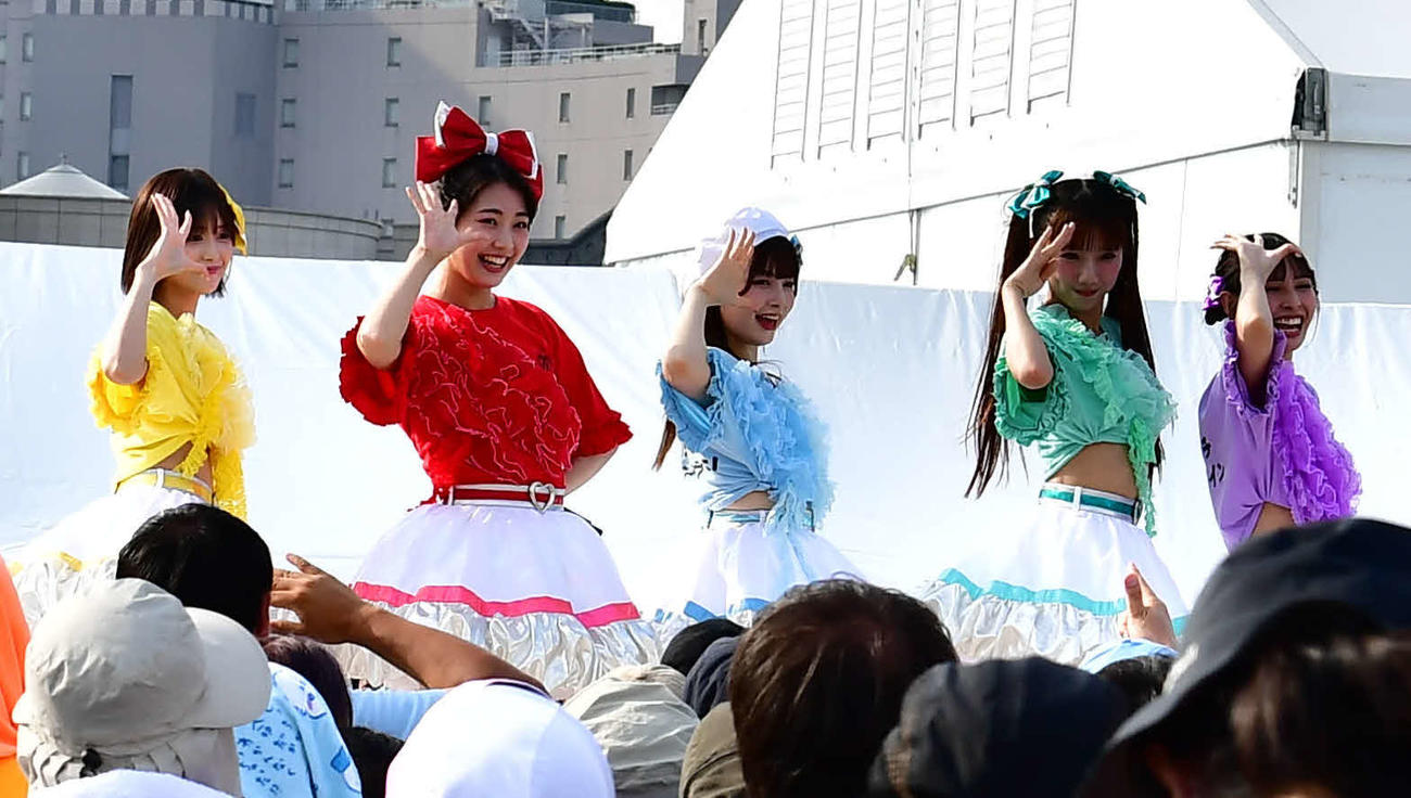 マジカル・パンチライン「自分たちも回っちゃったり」TIFでタオル片手に爆走「汗もいっぱい」