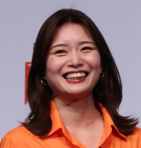 蜂谷晏海「4人で迎えるクリスマス。サンタさんありがとう」井戸田潤との次男誕生を発表