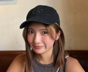 グラドル三田悠貴、胸元「見えてる」グレーニット姿公開「寒くないのかな?」「でっけーなぁー」