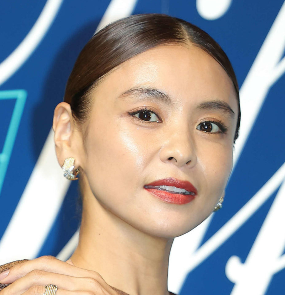 滝沢眞規子「銀婚式」夫婦ショット公開「これからもよろしくね　仲良く暮らして行きましょう」