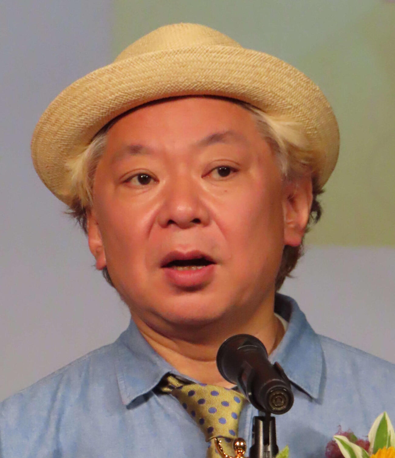 「高2の時不良にボコボコにされました。4対1。木刀で50発殴られ…」鈴木おさむ氏衝撃告白