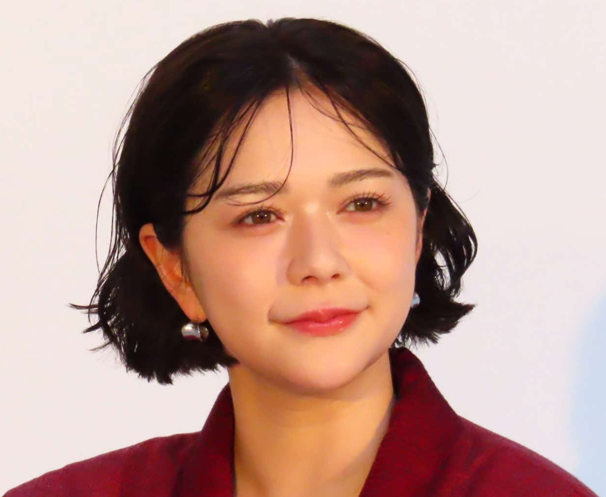 「おっぱい先生」村重杏奈→「憧れのチョコ」→「デデデ大王」谷間あらわ透け透けトップスも披露