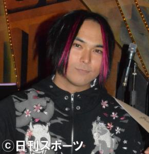 桑名正博さんとアン・ルイスの長男、美勇士が近況報告「うつ病とパニック障害と戦いながら…」