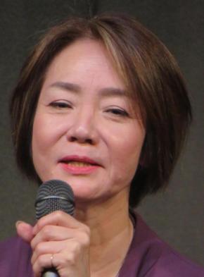 香西かおりが熱唱 来年40周年「歌は楽しい。もっとうまくなりたい」吉幾三と山本譲二が乱入も