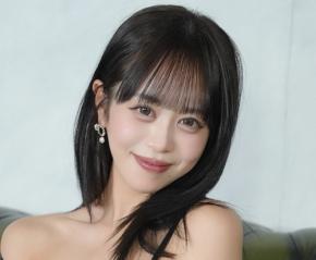 叶野僾、テカテカ小面積ビキニでしなやかボディーあらわ「腹筋かっこいい」「素晴らしい」