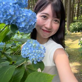 テレ朝系列石田瑠美子アナ「ニット３連発」の近況報告に「全部可愛い」「いい女だわぁ」