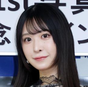 「脚なっっがぁ...」“令和の愛人”グラドル、網タイツのバニー風衣装にファンうっとり