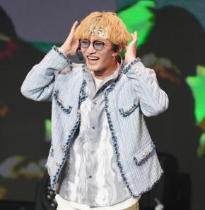 WEST.神山智洋の初ソロツアー開幕「本当にありがとう」ファンに深々とお辞儀繰り返す