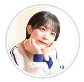 現役捕手グラドル「着替え途中のアンダーシャツ女子」床に座りランジェリーチラリ「何かエロい」