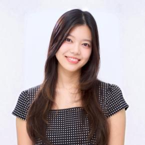 「めっちゃ可愛いやん」大物歌手の長女、たわわバストムニュ 水着姿の美スタイルに衝撃走る