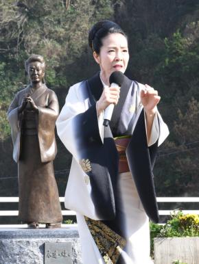 美空ひばりさんの「みだれ髪」音域が広い難曲を歌いきった坂本冬美「安心して眠れる」