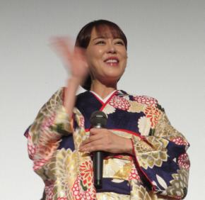 ジャッキー・ウー監督絶賛！丘みどり初主演「演歌の坂道」初日舞台あいさつ 河野景子も駆けつけた