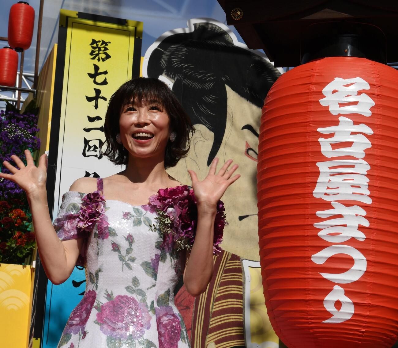 水森かおり　新曲の舞台「名古屋まつり」で恋バナ「恋はまだ始まっていないから終わりもない」