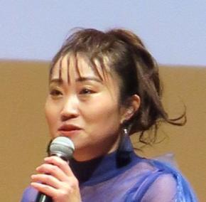キンタロー。誕生日迎えビキニショットを「押し付けプレゼント」に祝福の声「あらナイスバデー」