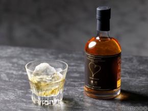 【100%青森りんご仕込み！7種の新樽原酒をブレンド】アップルブランデー「LOVEVADOS 檎暁 3年」が発売