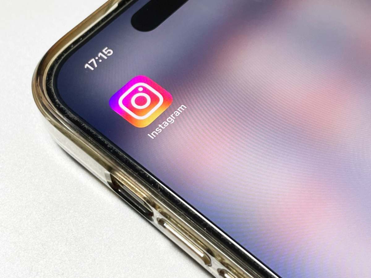 インスタ新機能に阿鼻叫喚 リアルタイムの位置情報が共有可能な仕様に