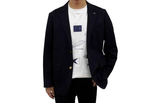 実用性とファッション性を兼ね備えたデザイン