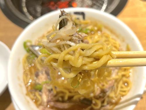 サンマの身と麺の相性も抜群
