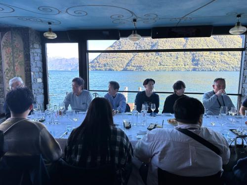ブリエンノの湖畔に佇む高級レストラン「クロット・デイ・プラターニ」でランチ