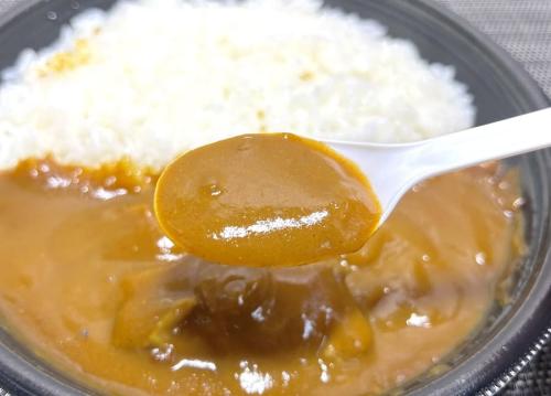 カレーはもったり一歩手前くらいの濃度