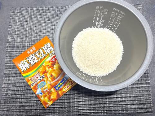 麻婆豆腐の素とお米