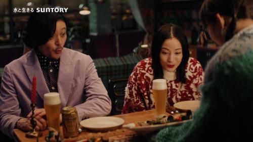 撮影現場では、3人の仲の良さが随所に見られた