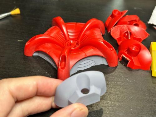 バインダー(花弁部分)を切り取り、3Dプリンタで自作したものに置換