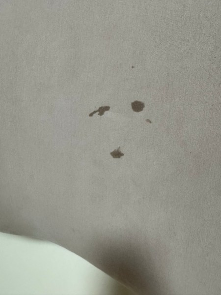 跡を面白く感じて以来、泣いて顔を押し付けるのがブームに