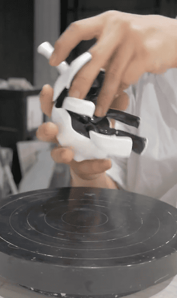 カブトムシから一輪挿しへ