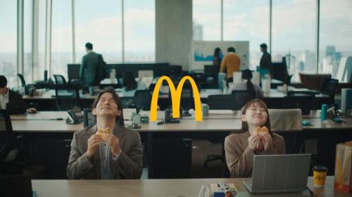 二人で“甘じょっぱい”幸せを噛みしめる、コミカルで温かいストーリー