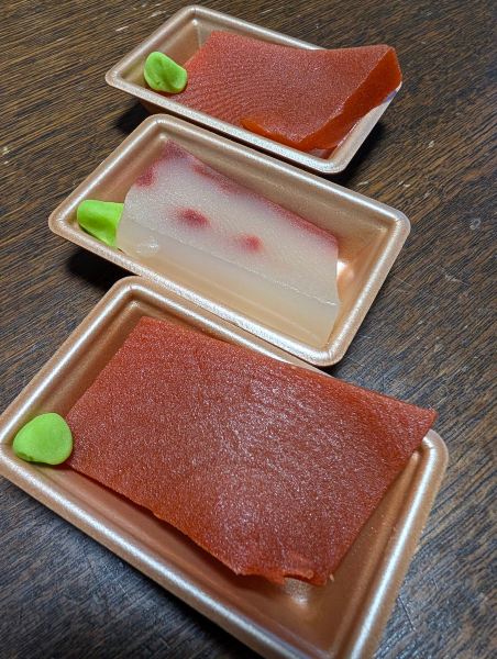 本物の刺身にしか見えない羊羹