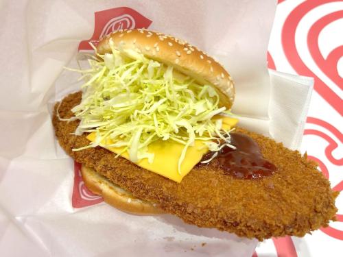 デッッッカ！ドムドム新作「わんぱくメンチカツバーガー」驚異の21cmカツでわんぱくしてきた