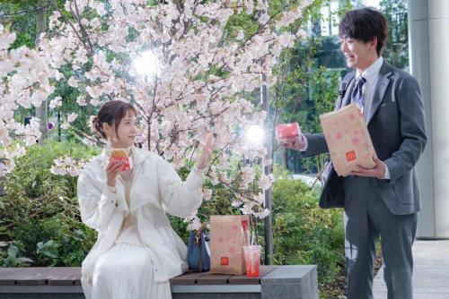 息ピッタリの先輩・後輩コンビに現場もほっこり