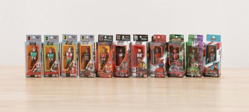 当時の「ライダーヒーローシリーズ」と同じデザイン会社が制作を担当