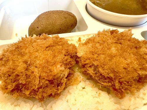 丁寧に筋を切ったお肉で軽やかな食感の「まい泉」ヒレかつ