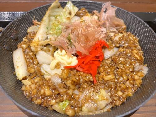 「うどんメシ やみつきソース味」