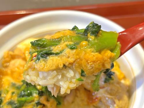 爽やかな苦味と、ほんのり辛味がアクセント