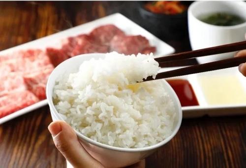 岩手県産「ひとめぼれ」を使用
